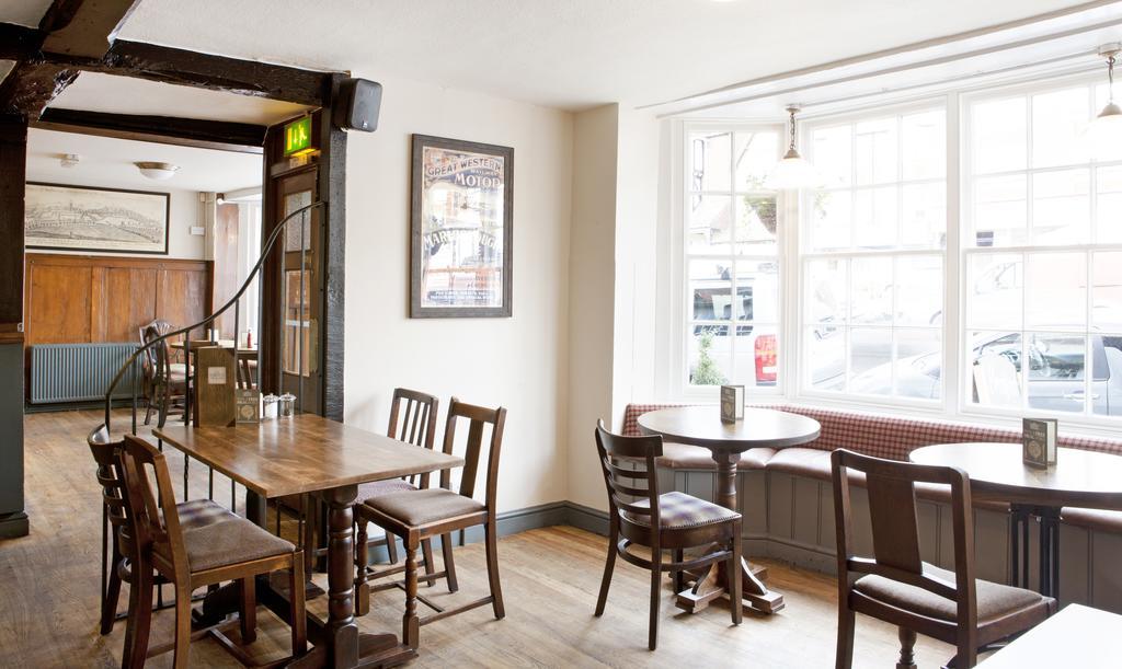 The Green Dragon Marlborough Bagian luar foto