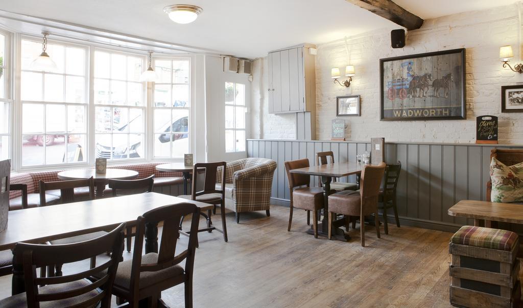 The Green Dragon Marlborough Bagian luar foto